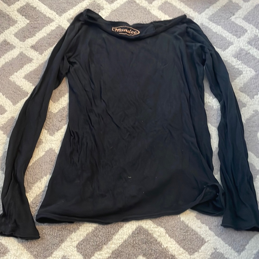 Black Long Sleeve Shirt. Juniors Large.